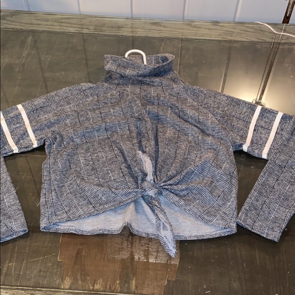 cropped turtleneck check lightweight sweater